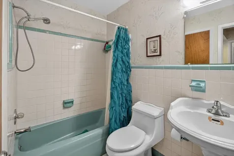 506 3rd Avenue SE Ruskin FL 33570