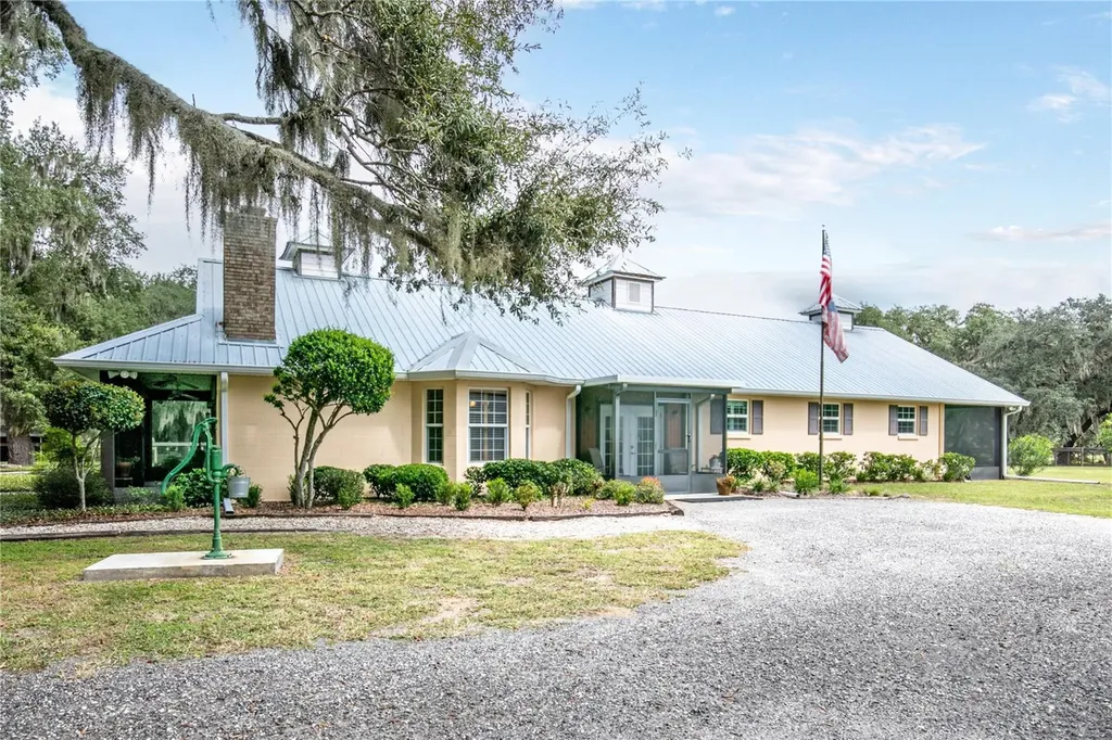 41812 Catbrier Lane Umatilla FL 32784
