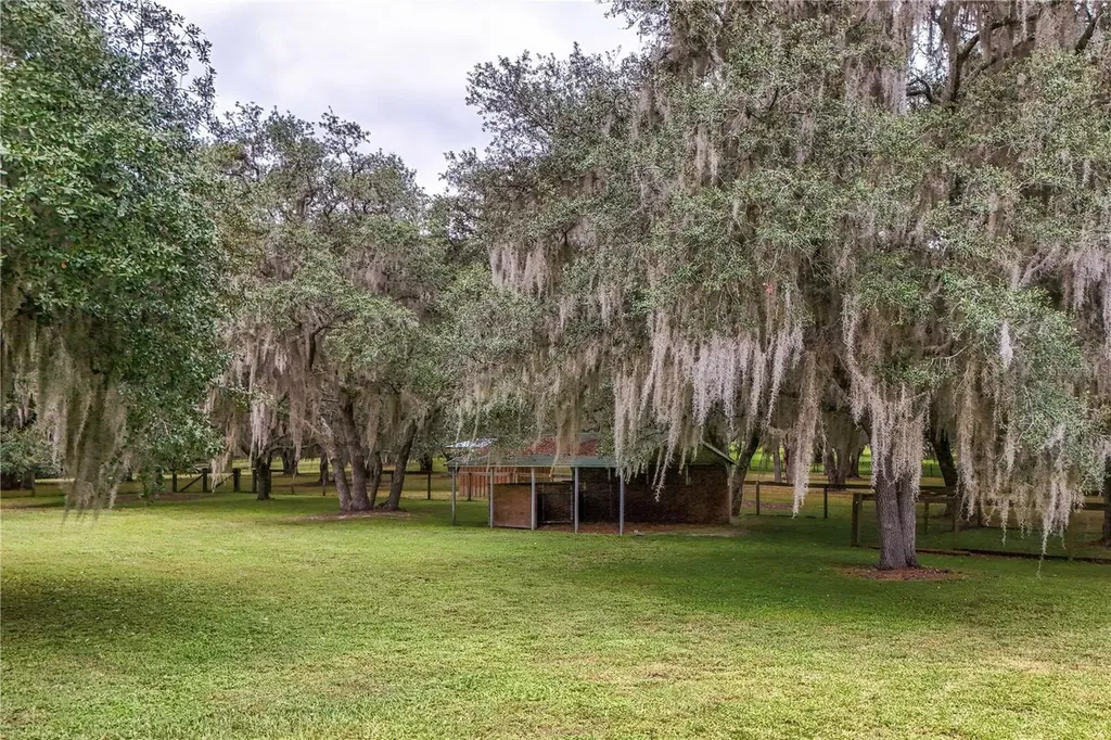 41812 Catbrier Lane Umatilla FL 32784