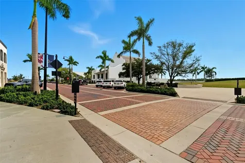 344 S Moon Drive Venice FL 34292