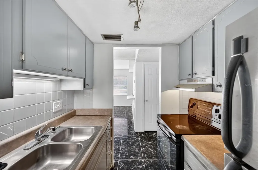 1127 King Arthur Court Dunedin FL 34698