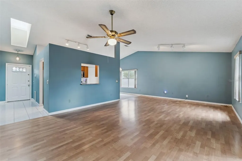 212 S Bristol Circle Sanford FL 32773