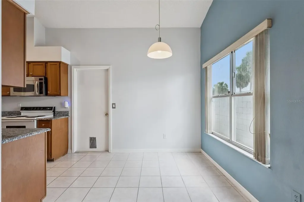 212 S Bristol Circle Sanford FL 32773