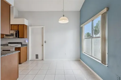 212 S Bristol Circle Sanford FL 32773