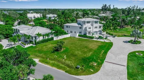 610 Hibiscus Way Longboat Key FL 34228
