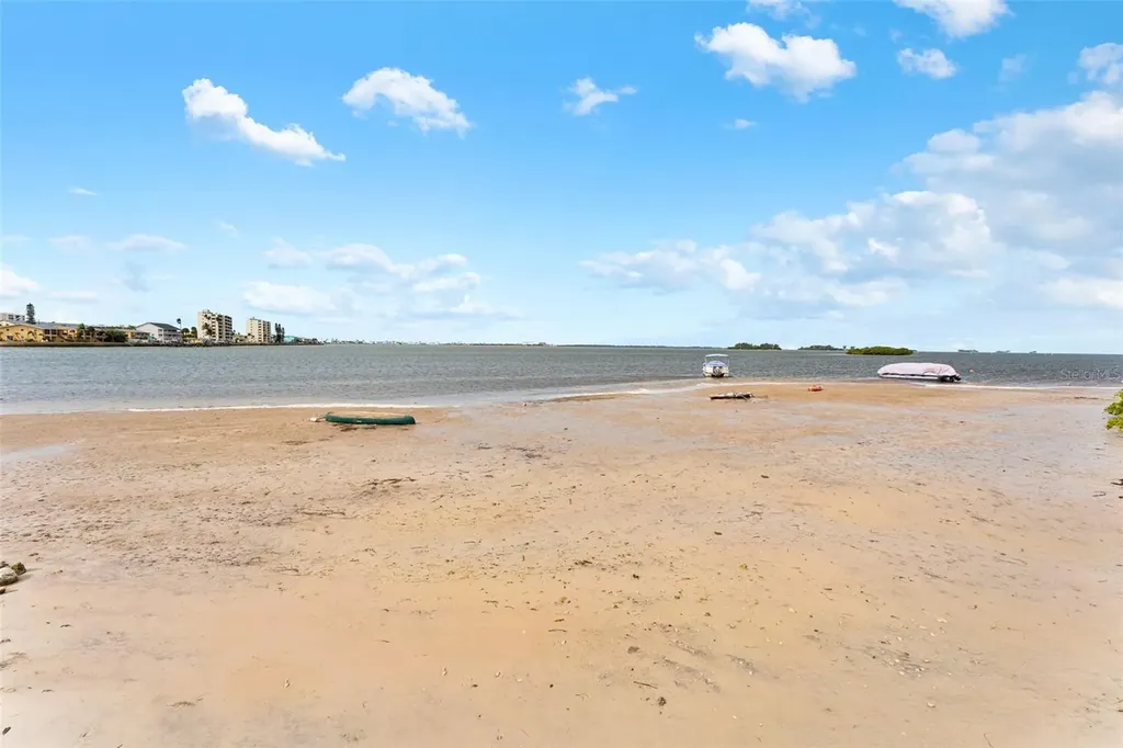 2700 Bayshore Boulevard Dunedin FL 34698