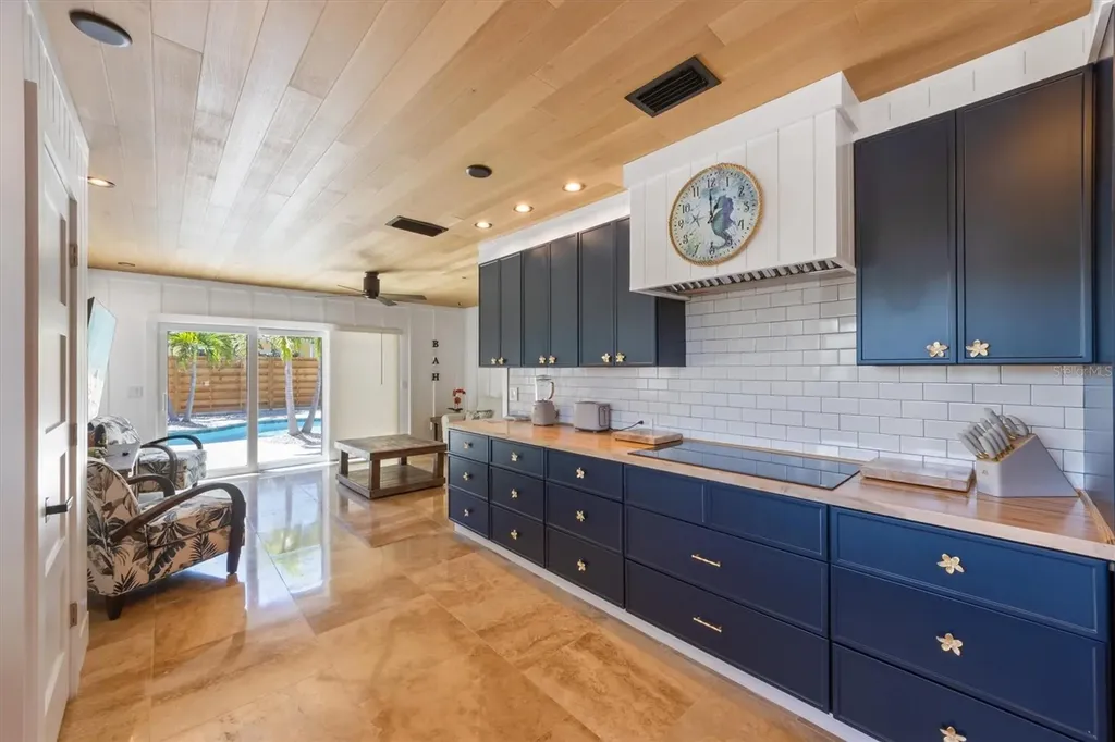 412 Alamanda Road Anna Maria FL 34216