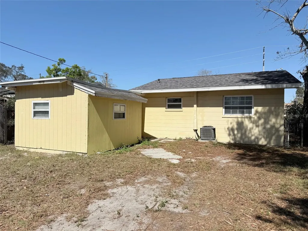 4618 20th Avenue S St Petersburg FL 33711