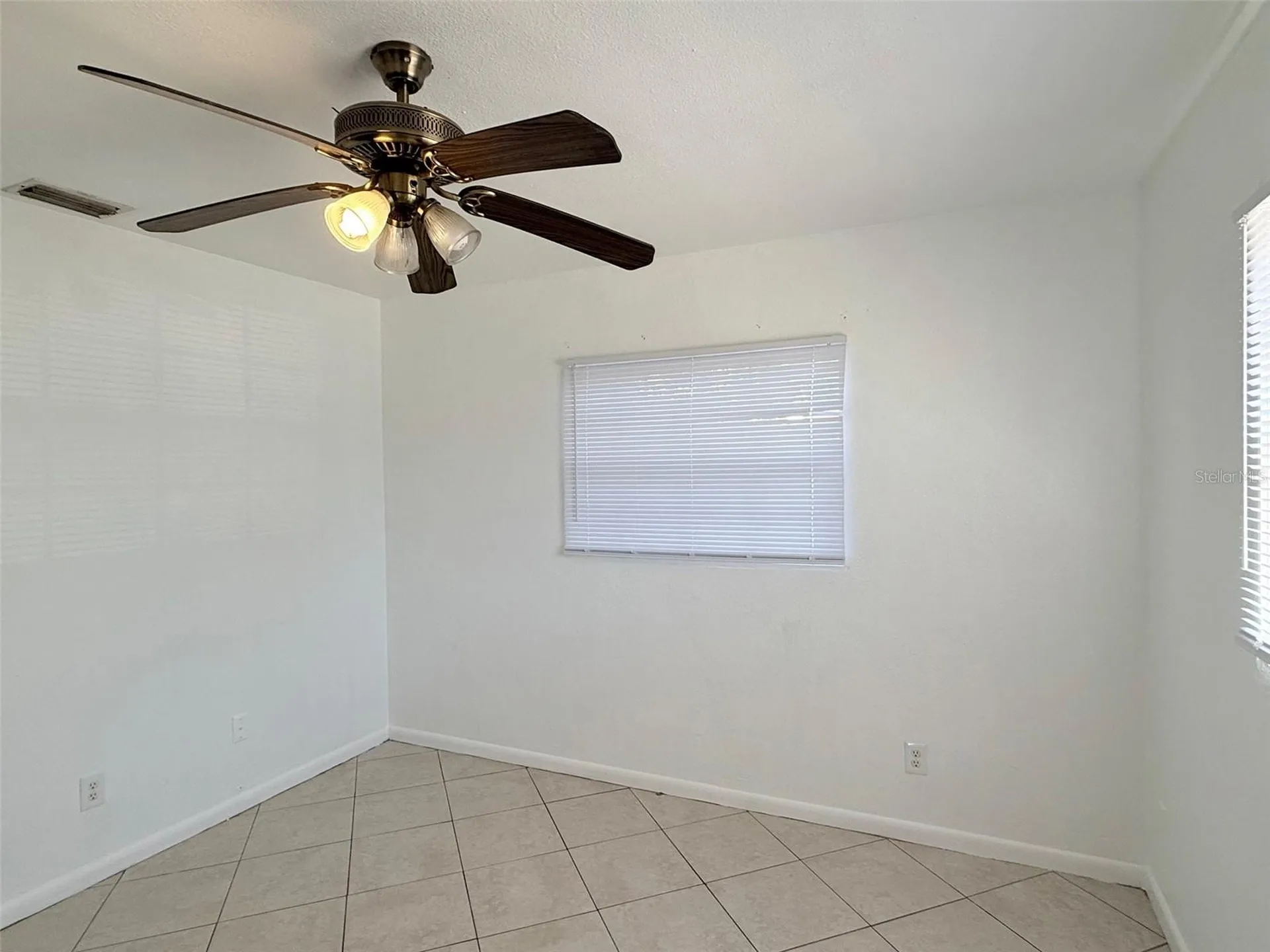 4618 20th Avenue S St Petersburg FL 33711