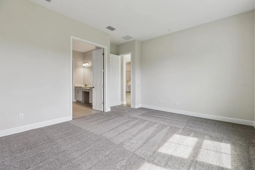 10303 Surrey Rose Drive San Antonio FL 33576