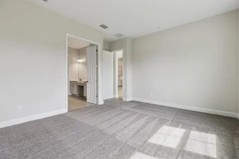 10303 Surrey Rose Drive San Antonio FL 33576