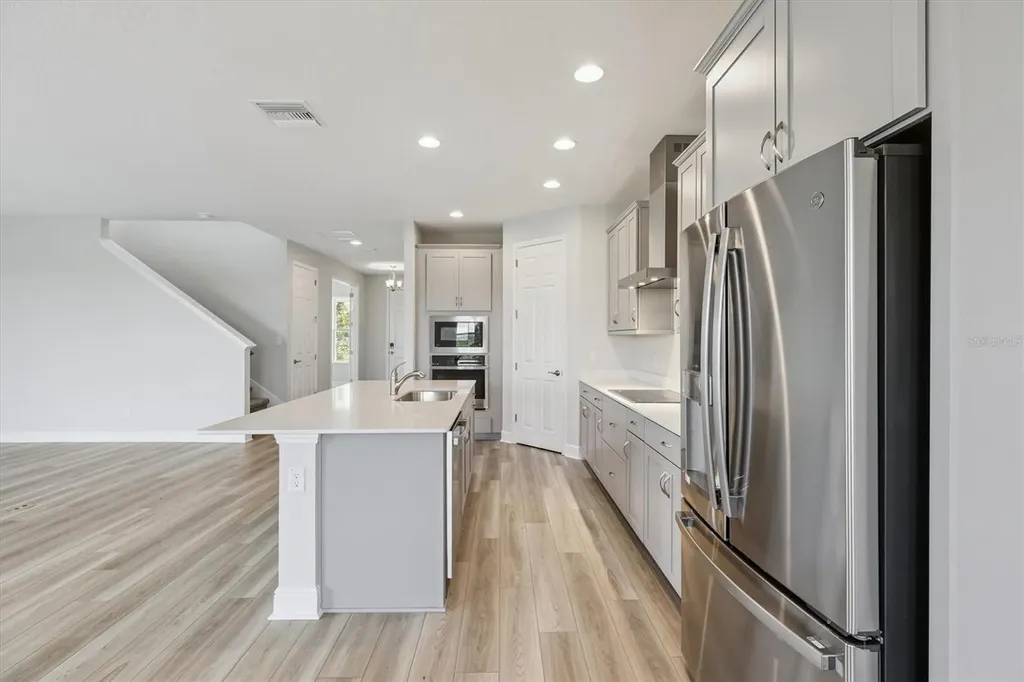 9711 Surrey Rose Drive San Antonio FL 33576