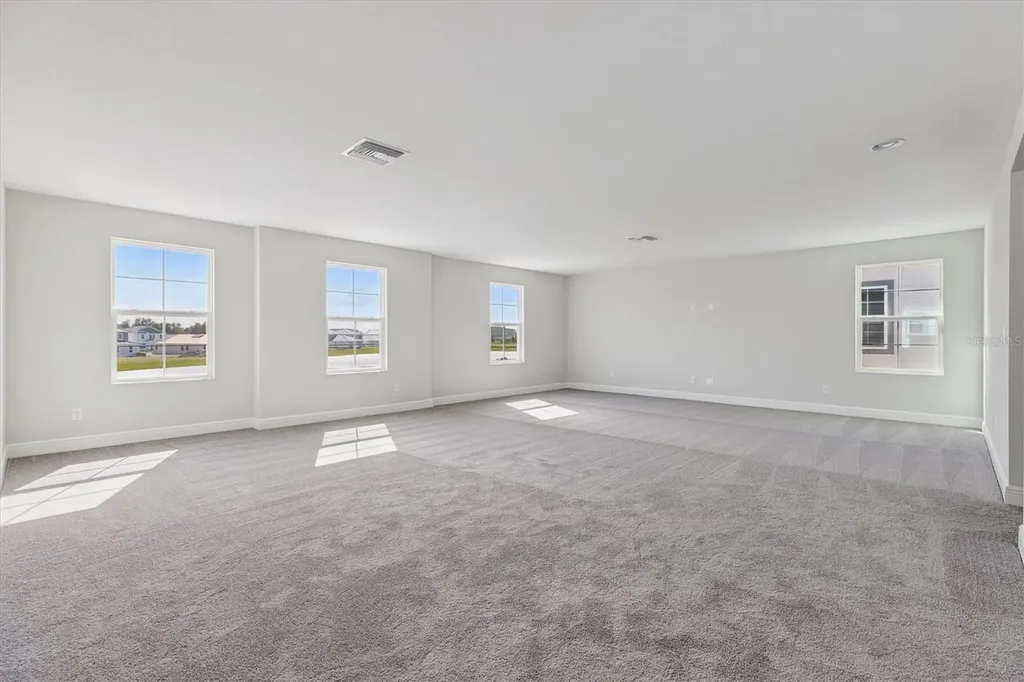 9711 Surrey Rose Drive San Antonio FL 33576