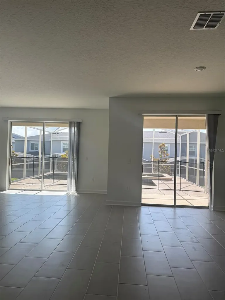 1123 Kingsbarn Street Davenport FL 33896