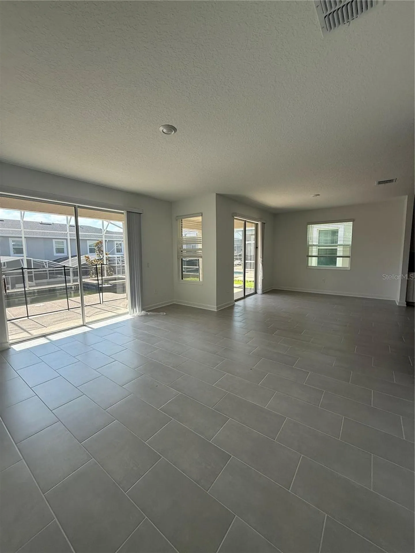 1123 Kingsbarn Street Davenport FL 33896