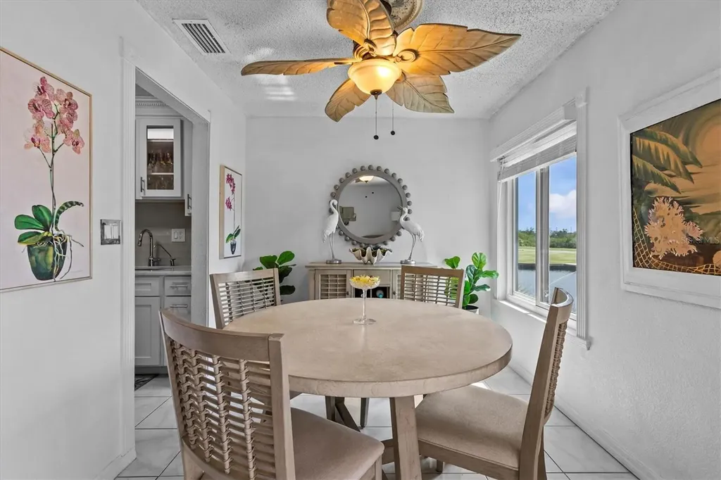 388 Moorings Cove Drive Tarpon Springs FL 34689