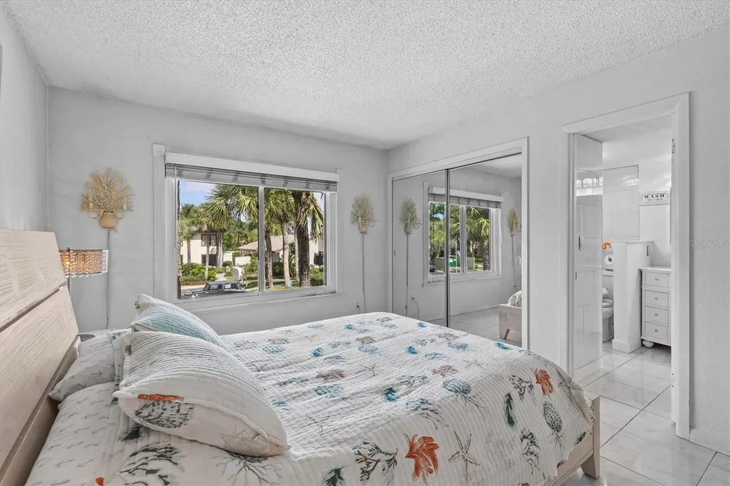 388 Moorings Cove Drive Tarpon Springs FL 34689