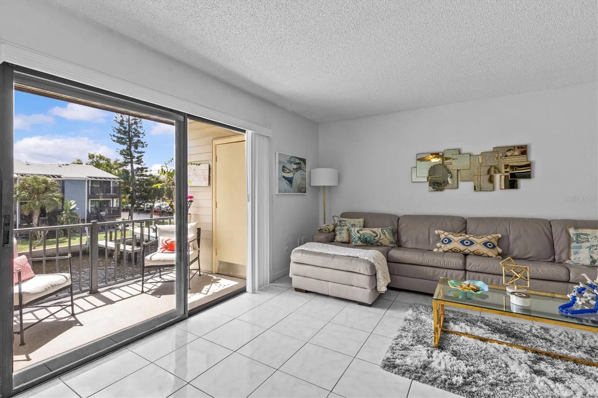 388 Moorings Cove Drive Tarpon Springs FL 34689