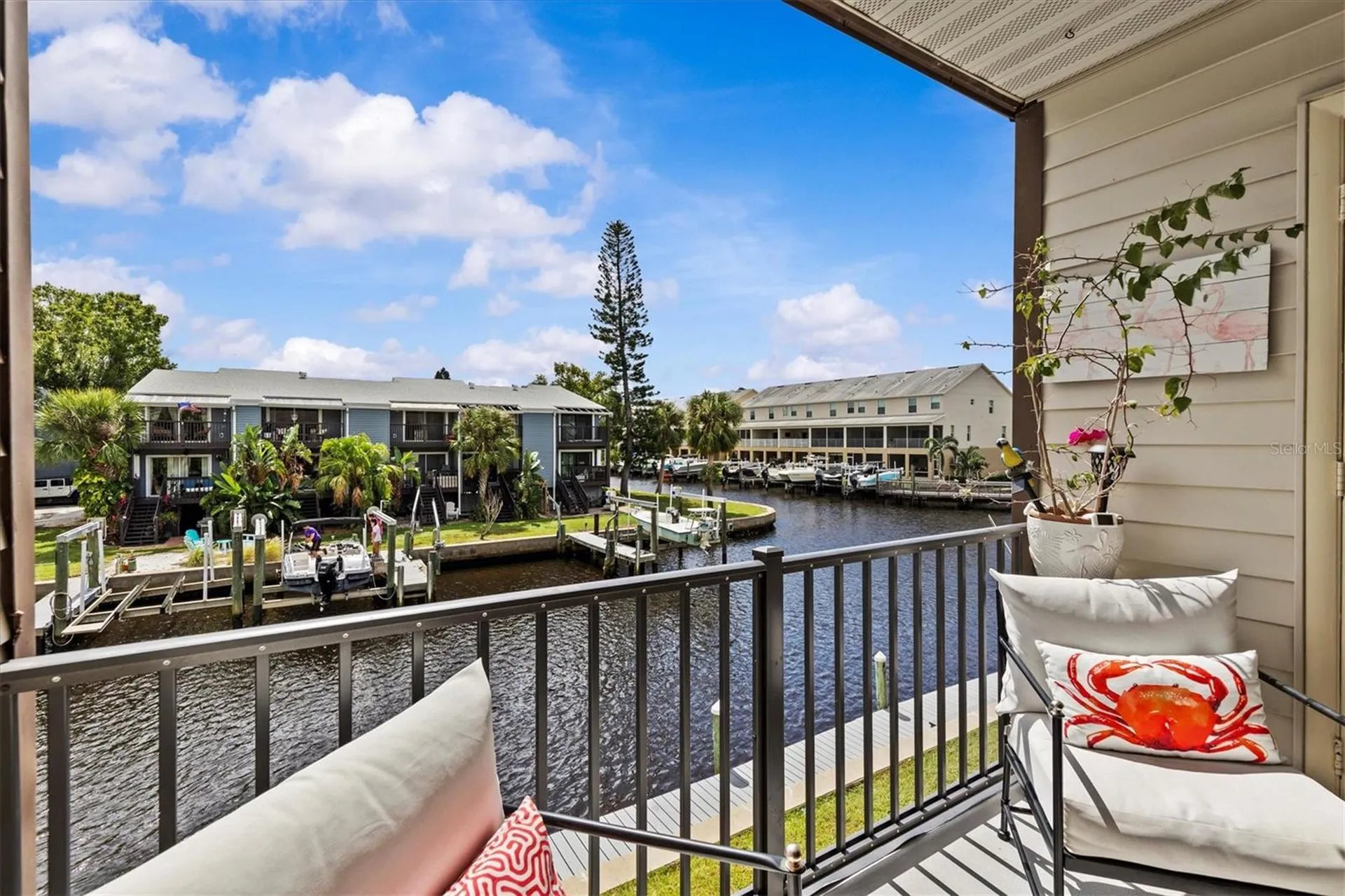 388 Moorings Cove Drive Tarpon Springs FL 34689