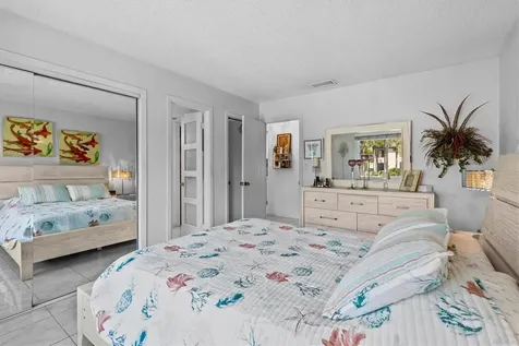 388 Moorings Cove Drive Tarpon Springs FL 34689