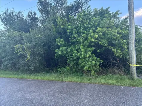 1087 Kennwood Avenue Port Charlotte FL 33948