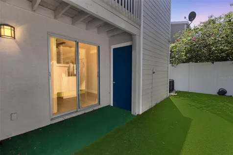 408 And 410 S Tampania Tampa FL 33609