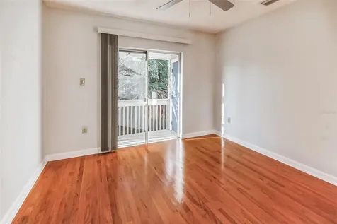 408 And 410 S Tampania Tampa FL 33609