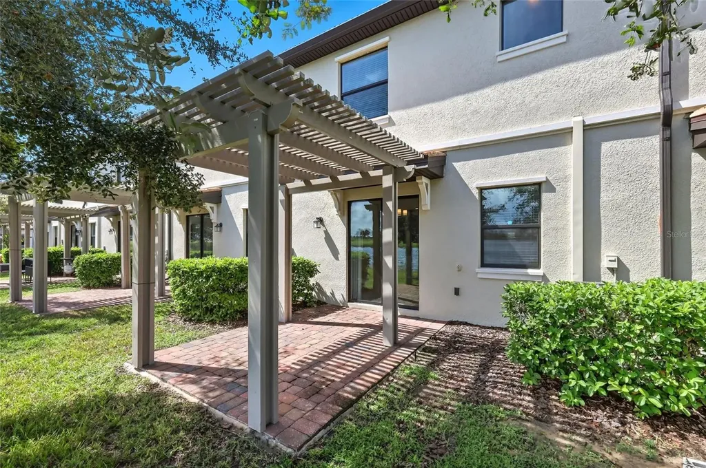 1224 Royal St George Boulevard Davenport FL 33896