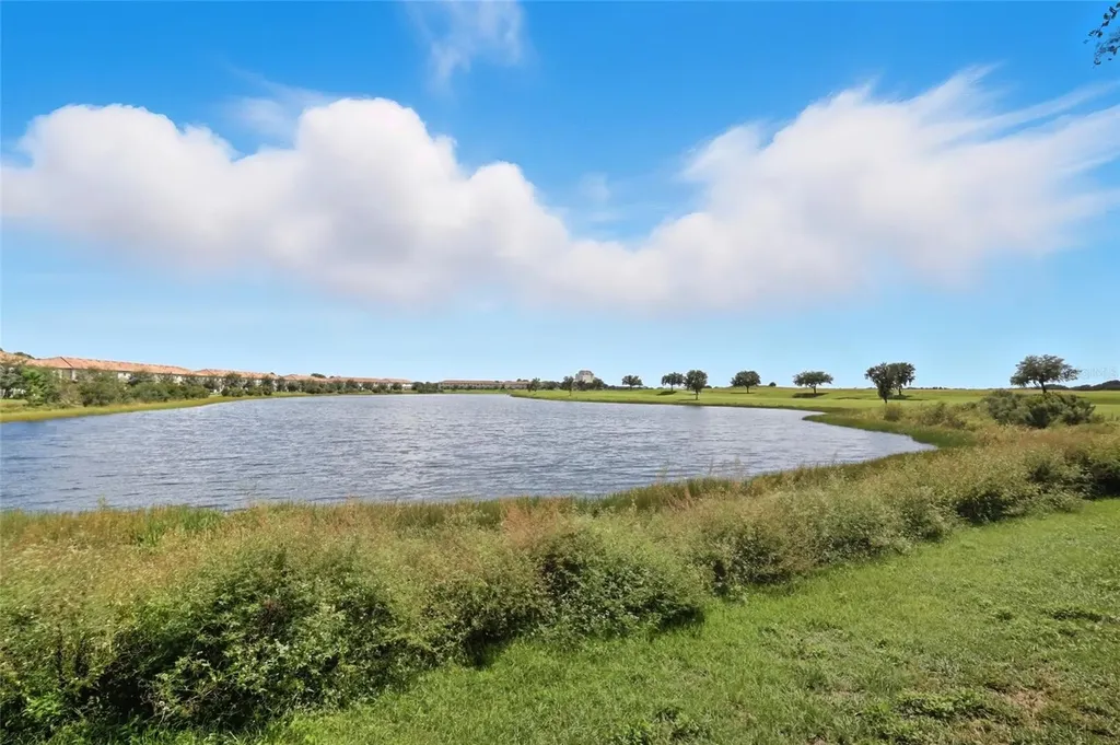 1224 Royal St George Boulevard Davenport FL 33896