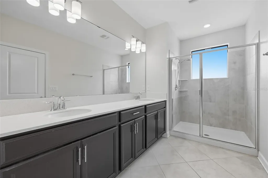 1224 Royal St George Boulevard Davenport FL 33896