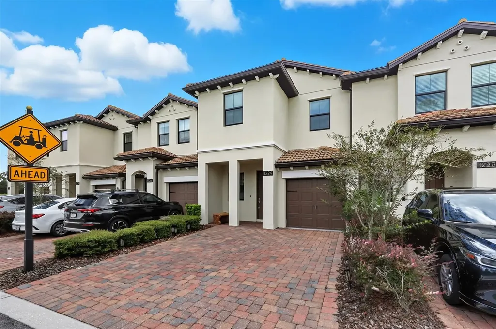 1224 Royal St George Boulevard Davenport FL 33896