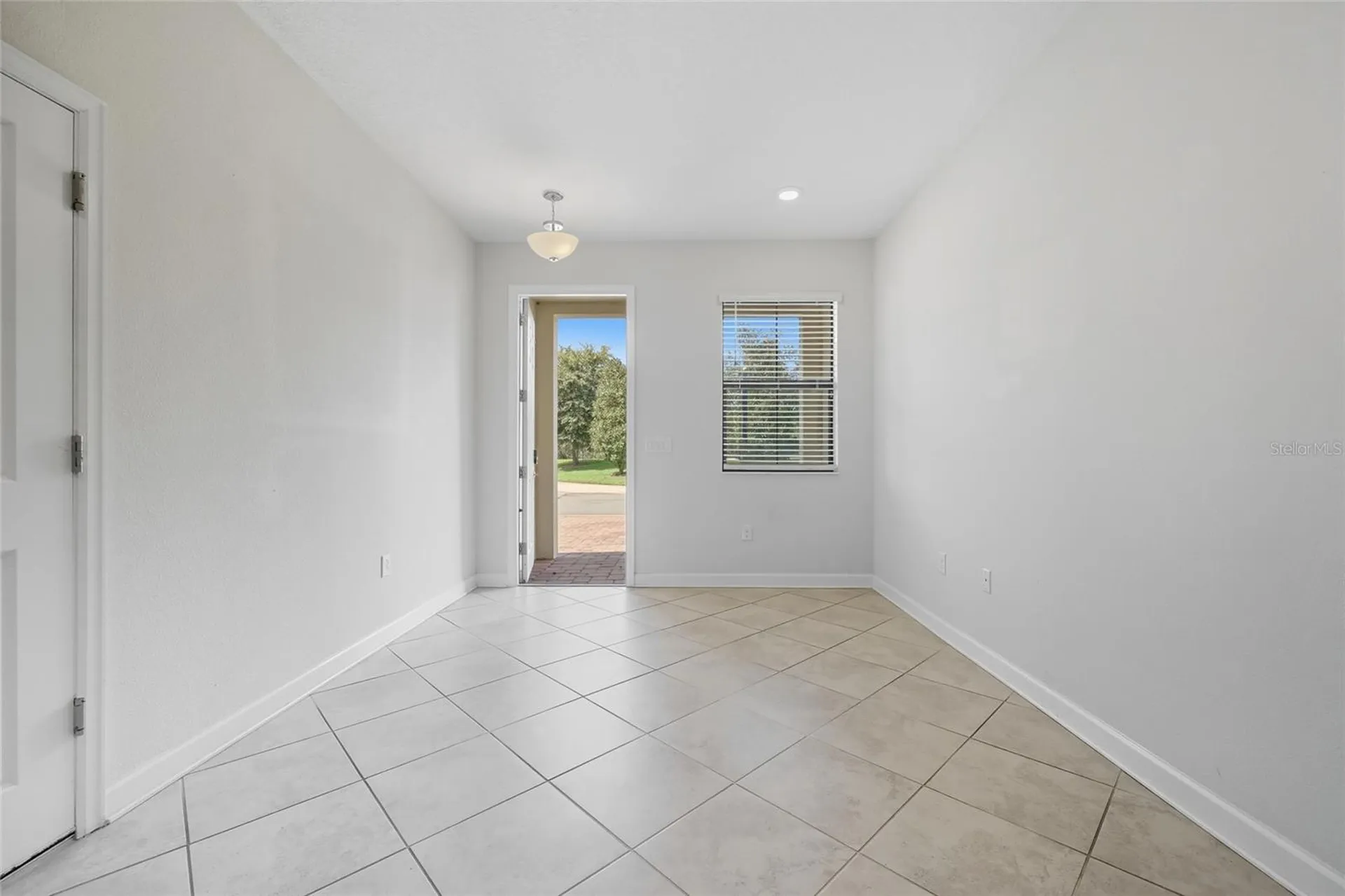 1224 Royal St George Boulevard Davenport FL 33896