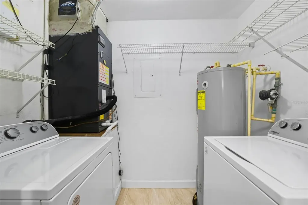 6401 Aragon Way Fort Myers FL 33966