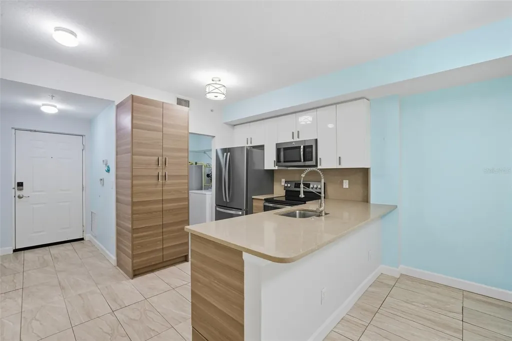 6401 Aragon Way Fort Myers FL 33966