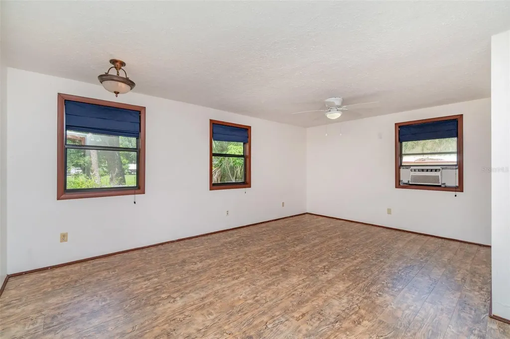 2729 Broadway Fort Myers FL 33901