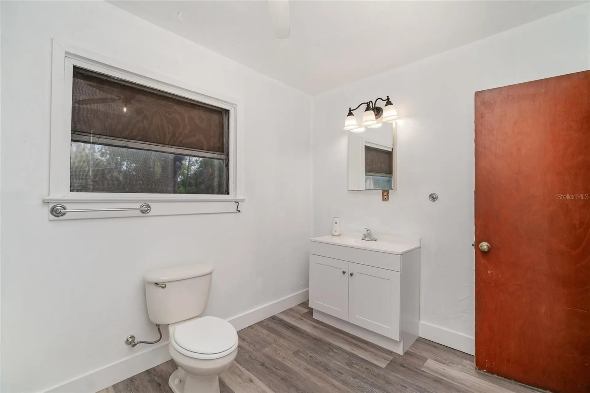 2729 Broadway Fort Myers FL 33901