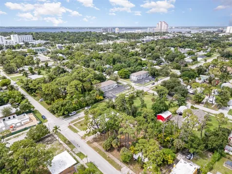 2729 Broadway Fort Myers FL 33901