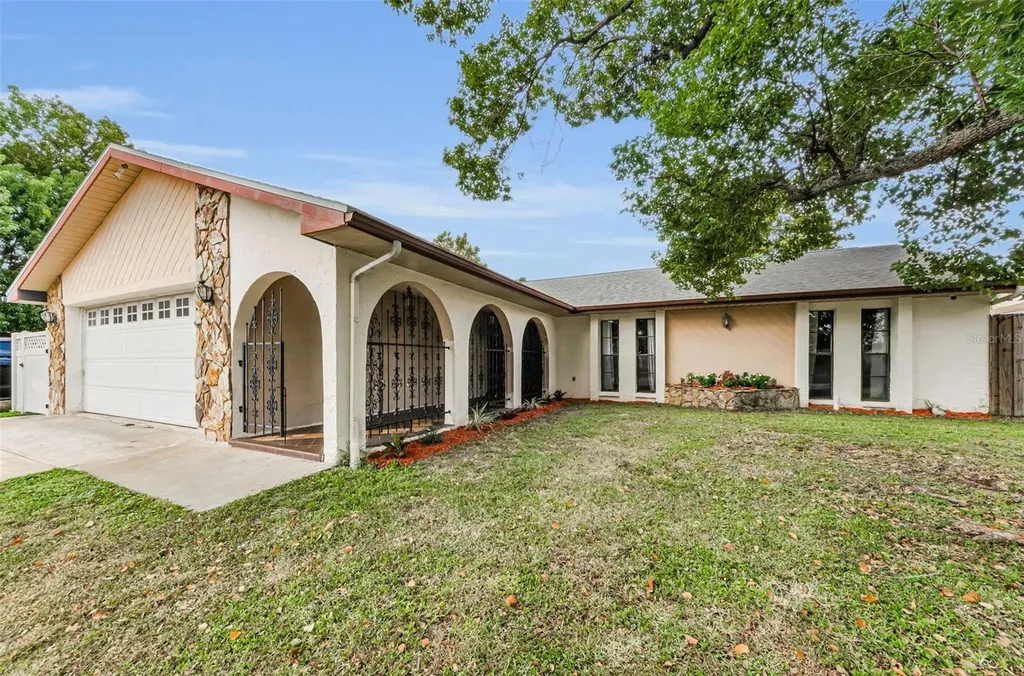 8329 Broken Willow Lane Port Richey FL 34668