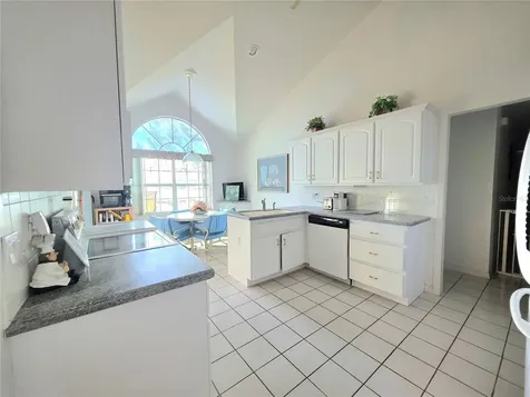 93 Hickory Loop Ocala FL 34472