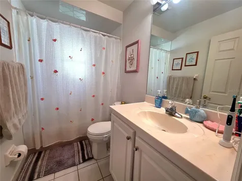 93 Hickory Loop Ocala FL 34472