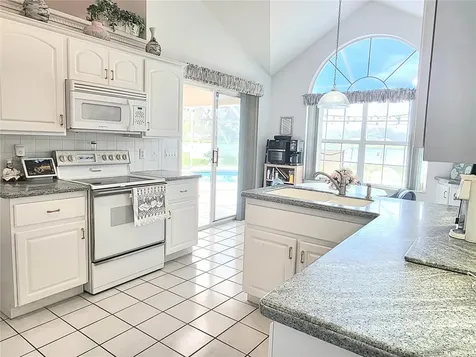 93 Hickory Loop Ocala FL 34472