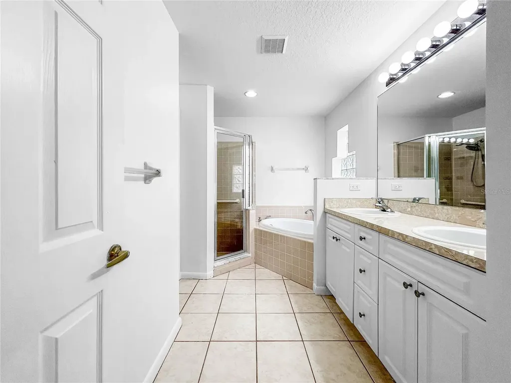 6554 Gentle Ben Circle Wesley Chapel FL 33544