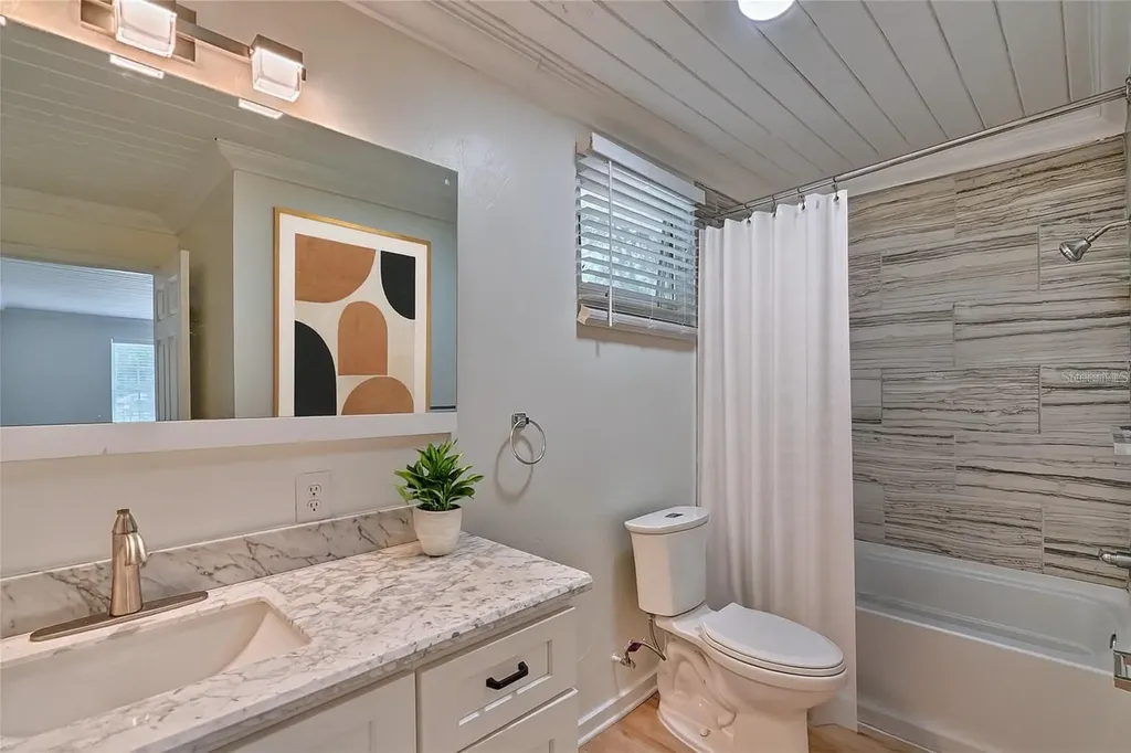 209 SE 47th Street Gainesville FL 32641