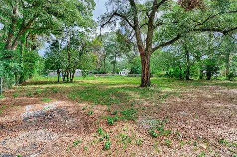 209 SE 47th Street Gainesville FL 32641