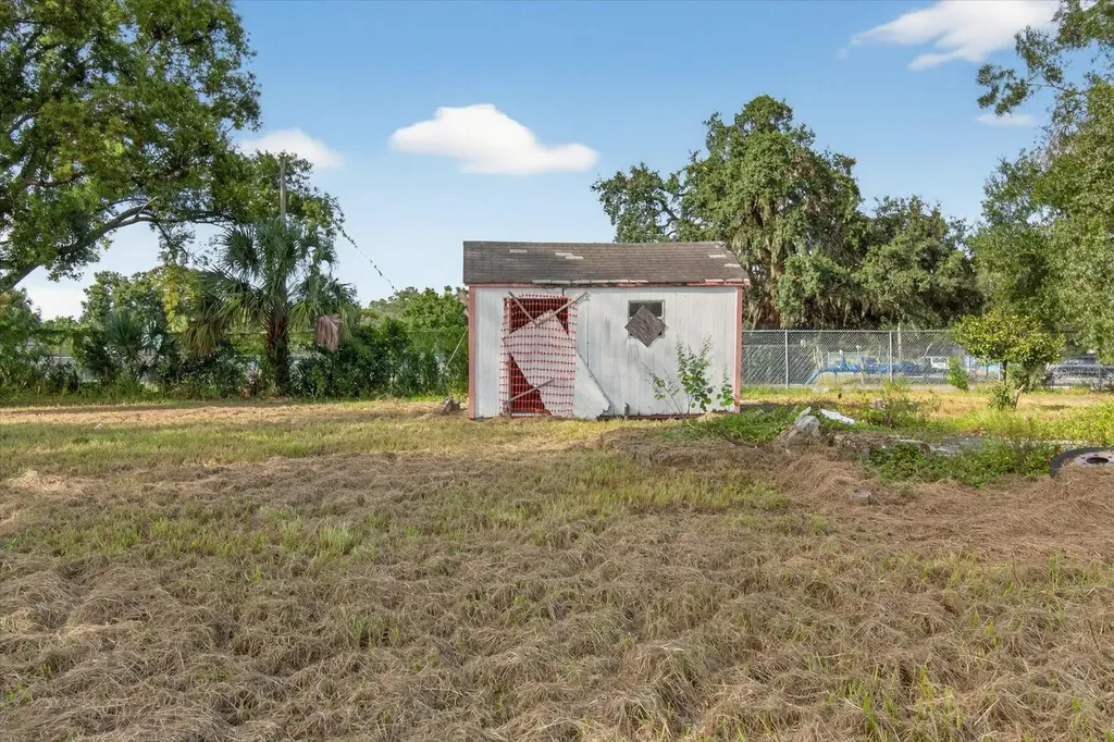 4020 579 Highway Seffner FL 33584