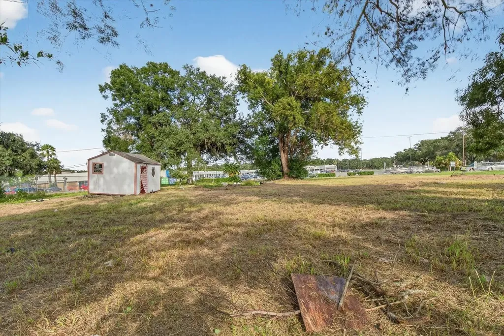 4020 579 Highway Seffner FL 33584