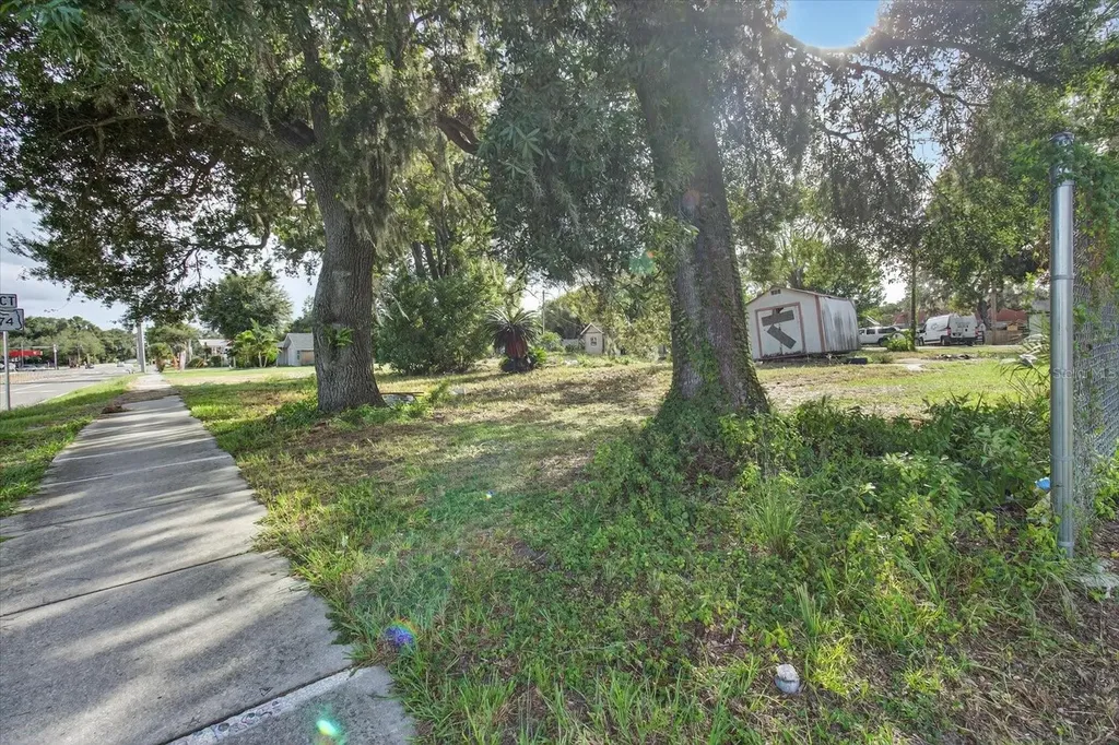 4020 579 Highway Seffner FL 33584