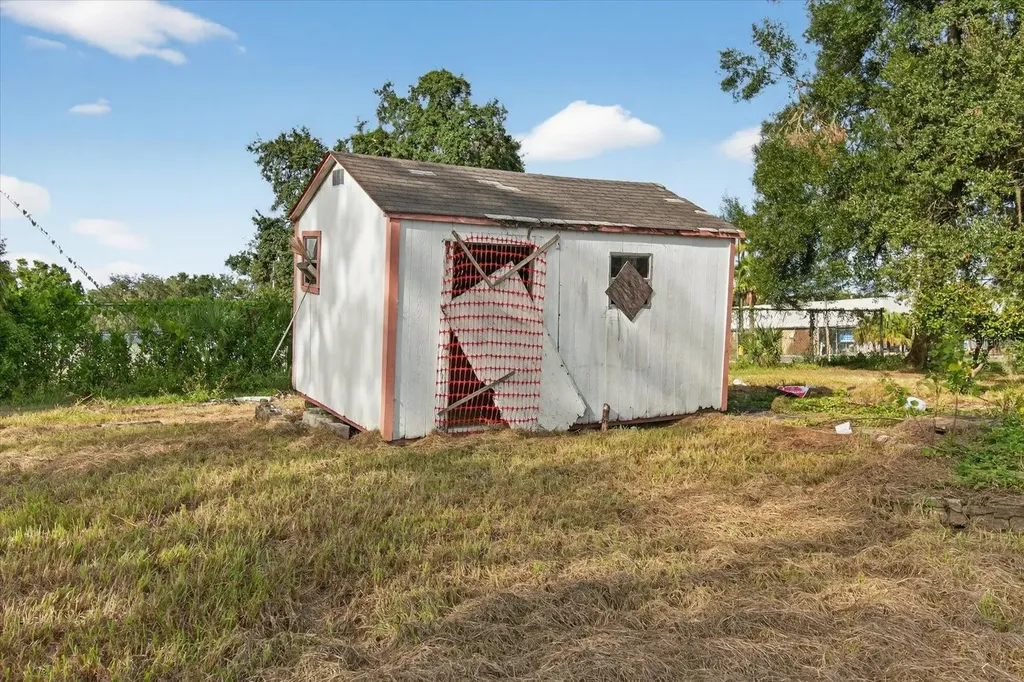 4020 579 Highway Seffner FL 33584