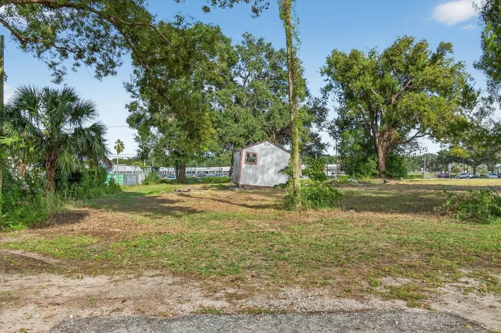 4020 579 Highway Seffner FL 33584