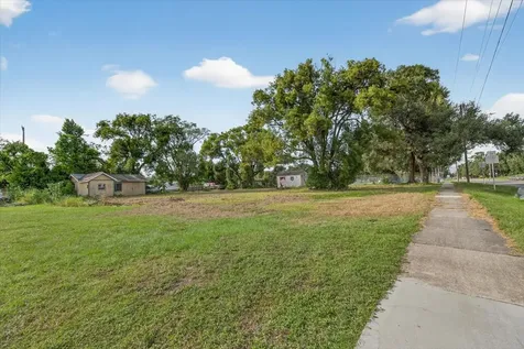 4020 579 Highway Seffner FL 33584
